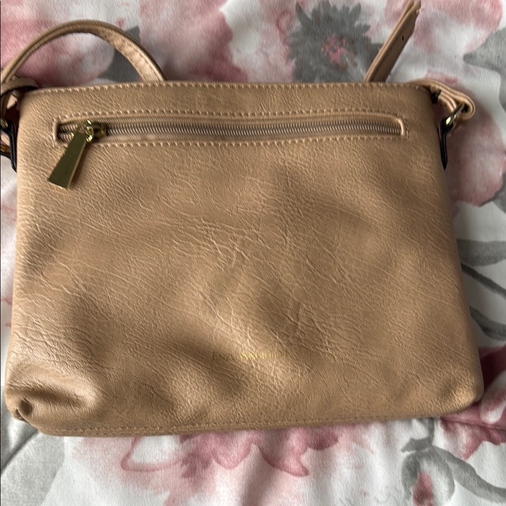 Enzo Angiolini Tan Leather Crossbody Bag with Textured Finish - Picture 2 of 3